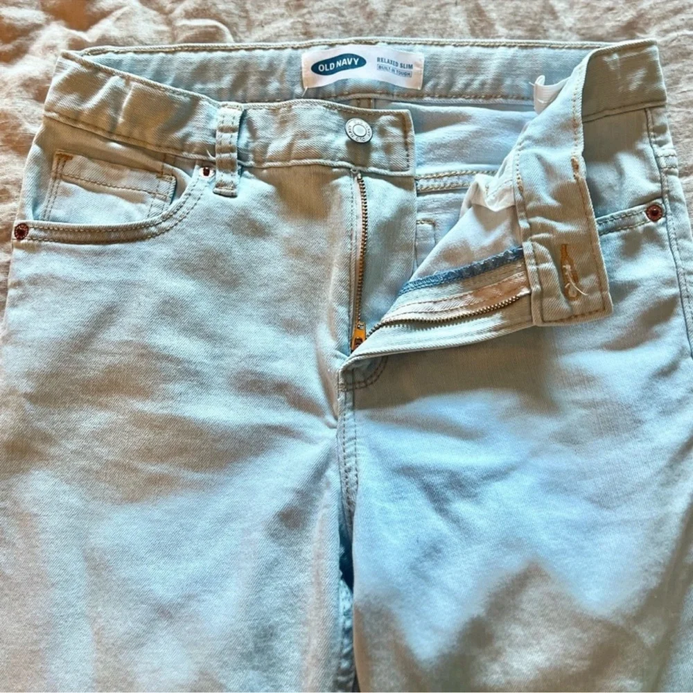3/$19 Old Navy/Gap Relaxed Slim built-in-tough light wash jeans